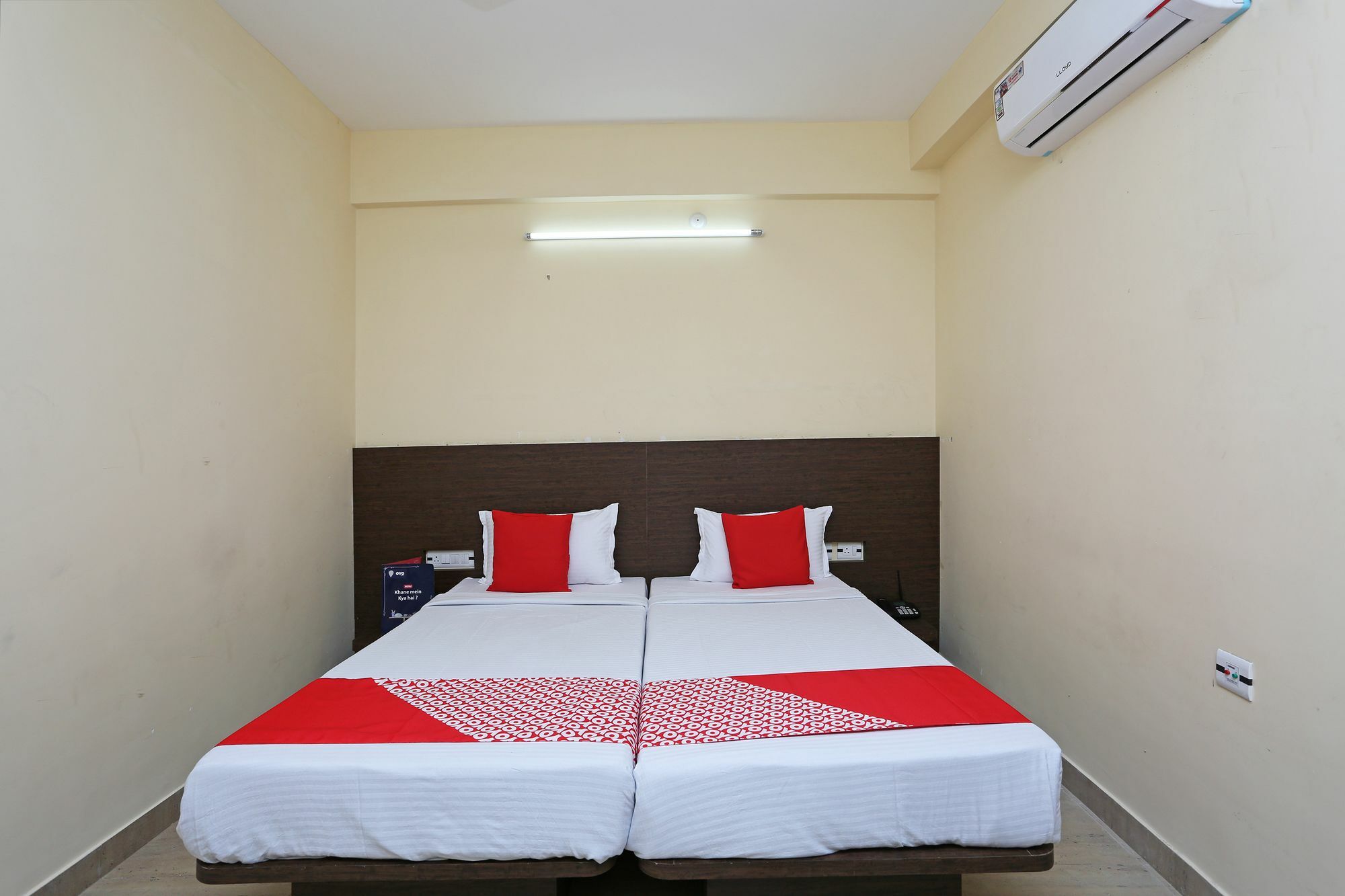 Oyo 11343 Hotel Sai International Bhubaneswar Dış mekan fotoğraf
